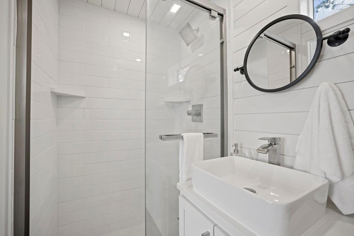 New Oak Grove-Container Retreat Villa Fredericksburg Bagian luar foto